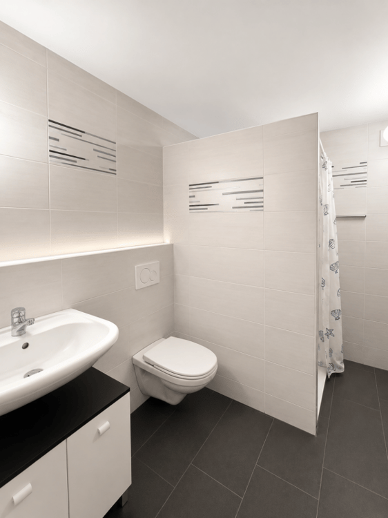 Local aménagé de 38 m² avec salle de douche 7