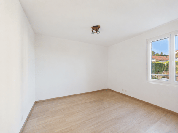 Villa familiale de 5.5 pièces avec jardin et garage 4