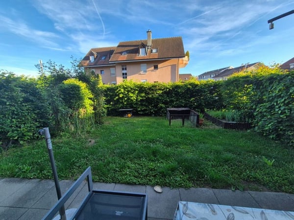 Appartement de 2.5p avec jardin à Grandson 3