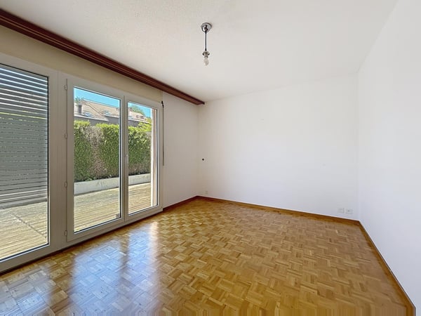 5,5 pièces au calme | Terrasse 100m2 | Grand potentiel 13