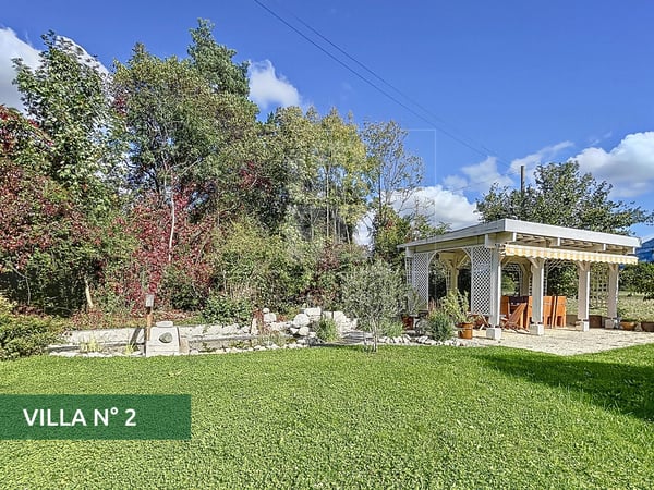 Immeuble d'habitation composé de deux villa 4