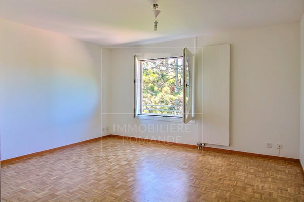 Lumineux duplex de 1.5 pièces au centre du village 9