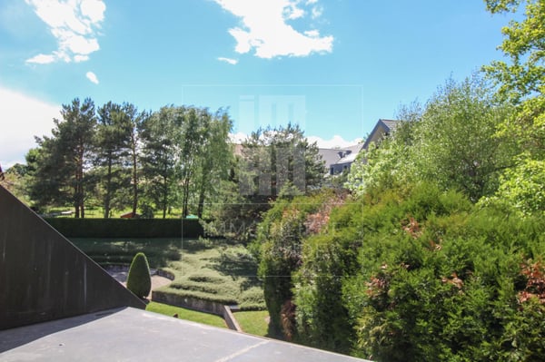 Lumineux duplex de 1.5 pièces au centre du village 12