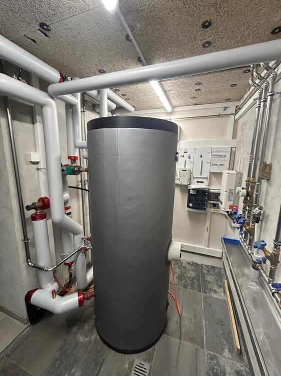 EN EXCLISIVITE Magnifique immeuble de deux appartements entièrement refait à neuf en 2025 à 5 minutes a pieds du golf 12