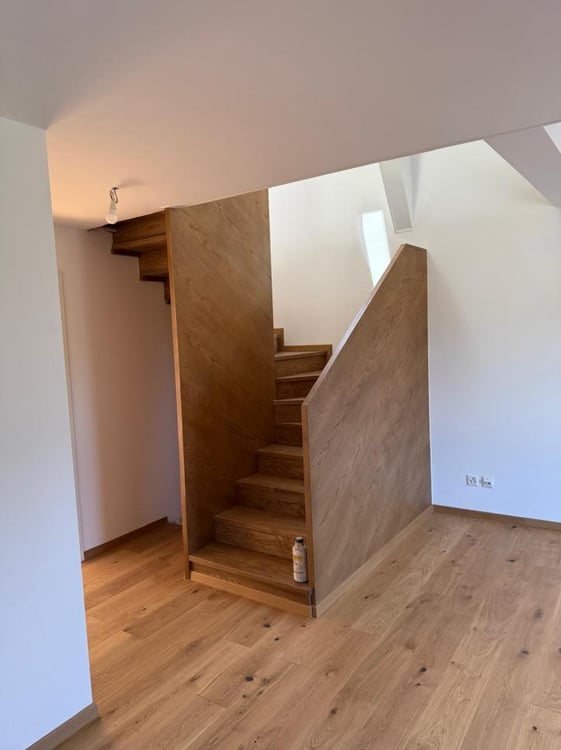 EN EXCLISIVITE Magnifique immeuble de deux appartements entièrement refait à neuf en 2025 à 5 minutes a pieds du golf 9