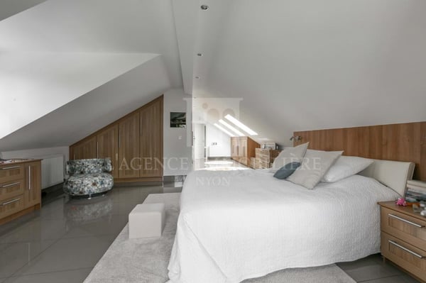 En co-exclusivité : RAVISSANTE PROPRIETE DE STANDING 5