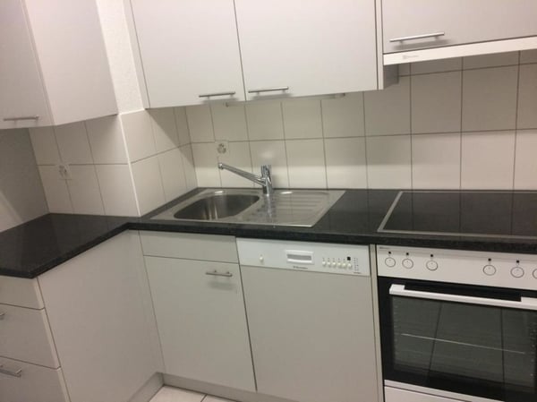 Genossenschaftswohnung (ohne Balkon) Nähe Tissotarena und Tierpark 3