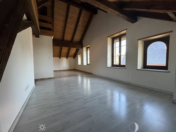 Helle 3½-Zimmer-Dachwohnung mit Galerie am Albert-Anker-Weg 3, 2502 Biel 4