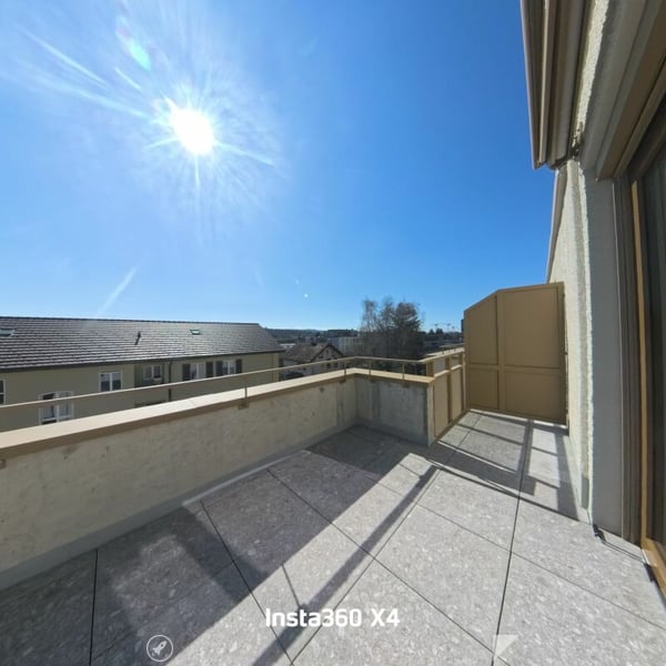 Neue, helle 3½-Zimmer-Attikawohnung mit Terrasse 2