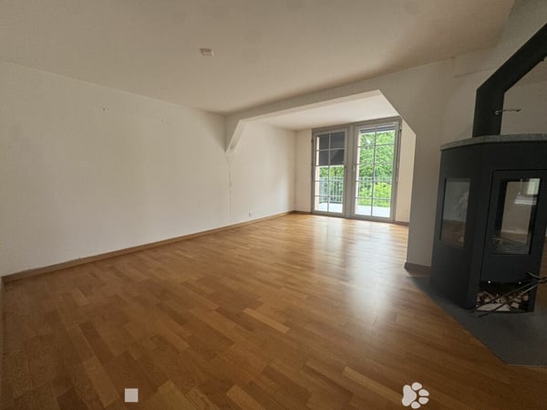 3½-Zimmer-Dachwohnung in einer Villa an ruhiger, zentraler Lage 3