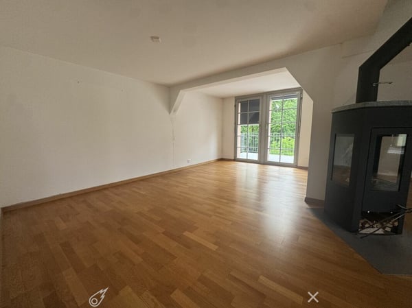 3½-Zimmer-Dachwohnung in einer Villa an ruhiger, zentraler Lage 3
