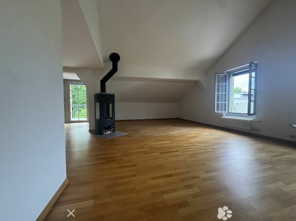 3½-Zimmer-Dachwohnung in einer Villa an ruhiger, zentraler Lage 2