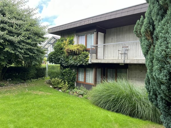 Freistehendes 5,5-Zimmer-Einfamilienhaus mit 2-Zimmer-Einlegerwohnung 2