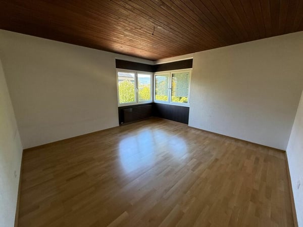 Freistehendes 5,5-Zimmer-Einfamilienhaus mit 2-Zimmer-Einlegerwohnung 13