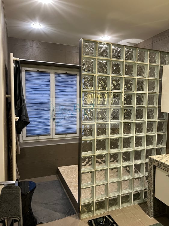 Magnifique villa avec terrasse et vue sur le lac 3