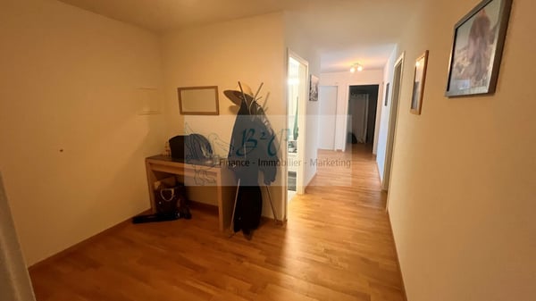 Bel et grand appartement de 5.5 pièces est à louer sur Boudry ! 5