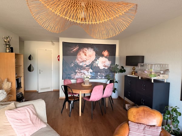 Spacieux et bel appartement rénové de 4½ pièces au 1er étage à louer ! 5