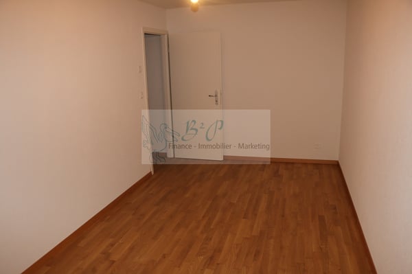 Appartement de 1.5 pièces au 5ème étage avec vue dégagée. 6