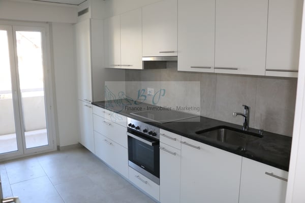 Bel appartement de 3.5 pièces dans un quartier calme et verdoyant.