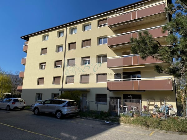 Un bel appartement de 3.5 pièces avec balcon est à louer ! 1