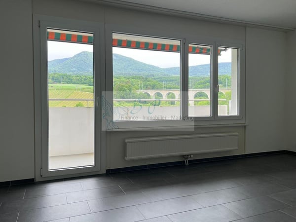 Grand appartement de 3.5 pièces avec une belle vue sur Boudry. 9