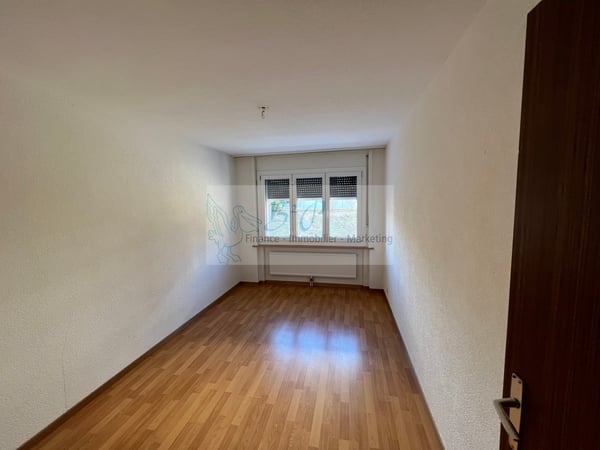 Grand appartement de 3.5 pièces avec une belle vue sur Boudry. 5