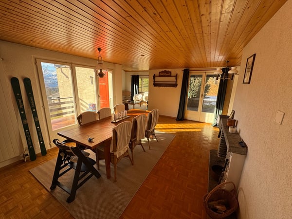 Chalet Pigwood, Blûche (Ref: 6650) 2