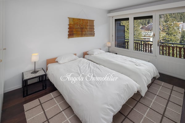 Luxurious 1.5-Room Apartment on the sought after Ballesteros Golf 10