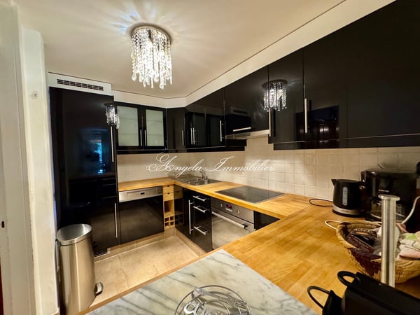 Spacious 1-room apartment with stunning Alpine views in Crans-Montana 5