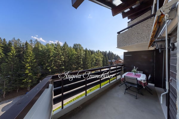 Rive du Golf a charming 2 bedroom sunny apartment only a 10 minute walk from the center 2