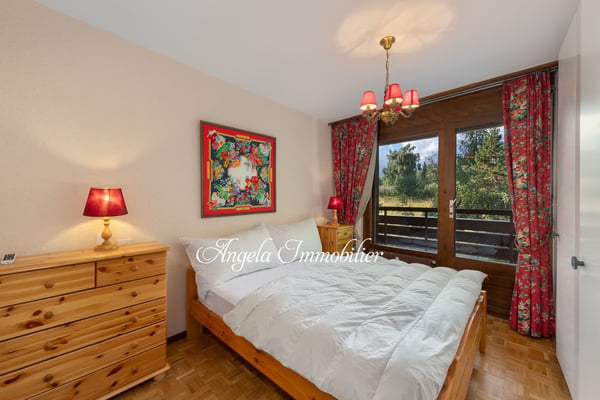 Rive du Golf a charming 2 bedroom sunny apartment only a 10 minute walk from the center 3
