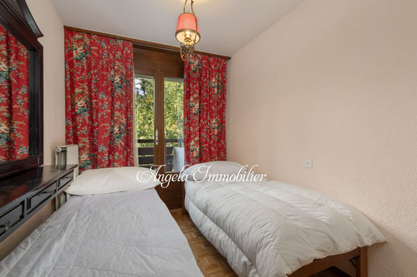 Rive du Golf a charming 2 bedroom sunny apartment only a 10 minute walk from the center 5