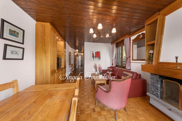 Rive du Golf a charming 2 bedroom sunny apartment only a 10 minute walk from the center 11