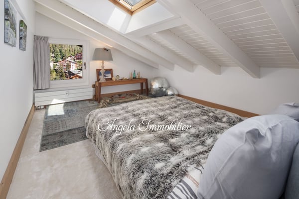 Stunning 5.5-Room Attic Apartment 18