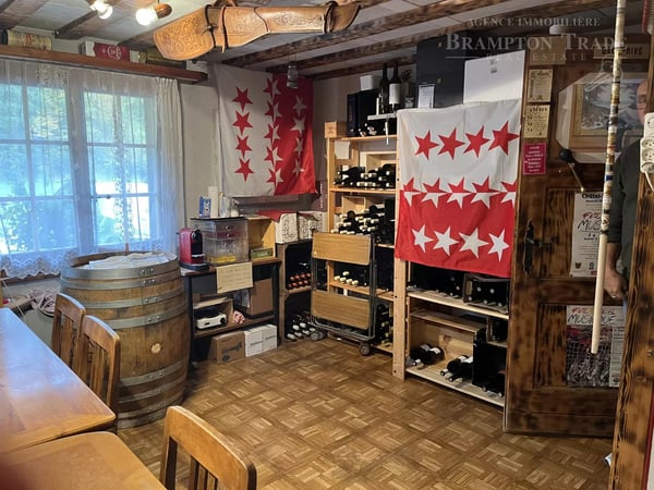 Charaktervolles 6,5-Zimmer-Chalet in Remaufens 13