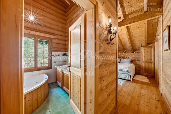 Exclusive & Rare Listing Geneva?La Côte | Family chalet with 240 m² of usable space, peace and nature 12
