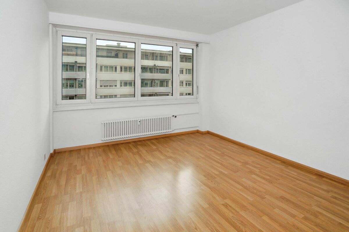 Helle 4-Zimmerwohnung im Iselin-Quartier