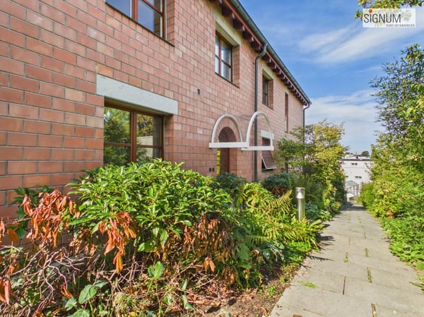 Renoviertes, familienfreundliches Einfamilienhaus mit Garten in Binningen 18