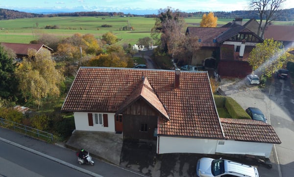 Immeuble de 3 appartements et terrain constructible à vendre à Diesse 10