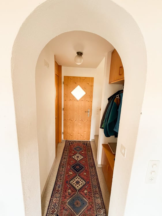 Charmante 3.5-Zimmer-Maisonette-Wohnung mit Panoramablick in Flims Dorf 7