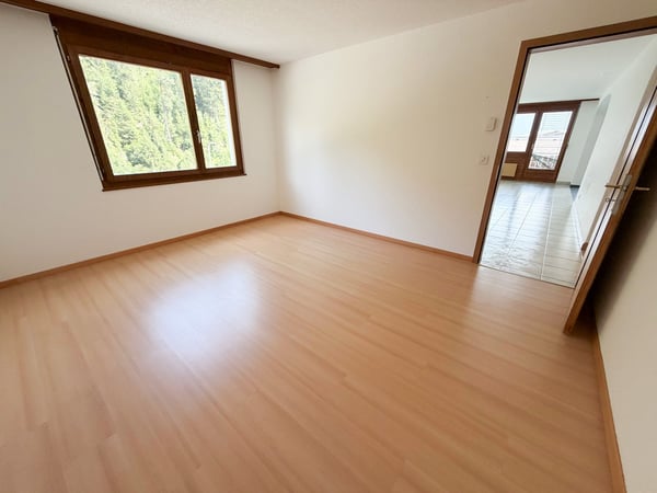 Charmante 4.5-Zimmer-Wohnung in Laax 10