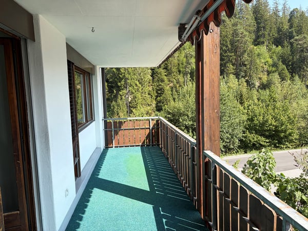 Charmante 4.5-Zimmer-Wohnung in Laax 4