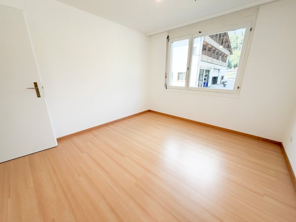 Charmante 4.5-Zimmer-Wohnung in Laax 11