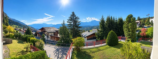 Charmante 2.5-Zimmer-Maisonette-Wohnung mit Bergpanorama in Flims-Dorf 3