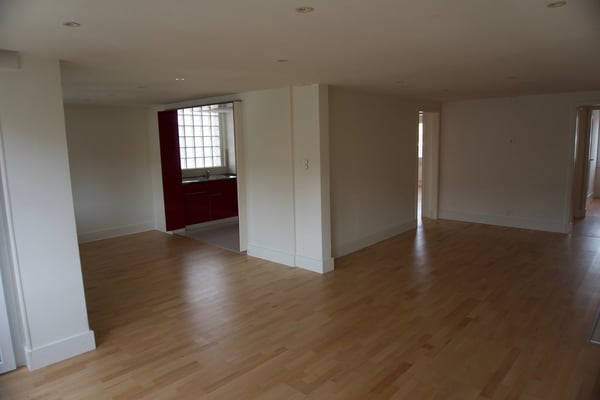 Charmant appartement de 4 pièces avec cheminée et balcon – La Chaux-de-Fonds 5