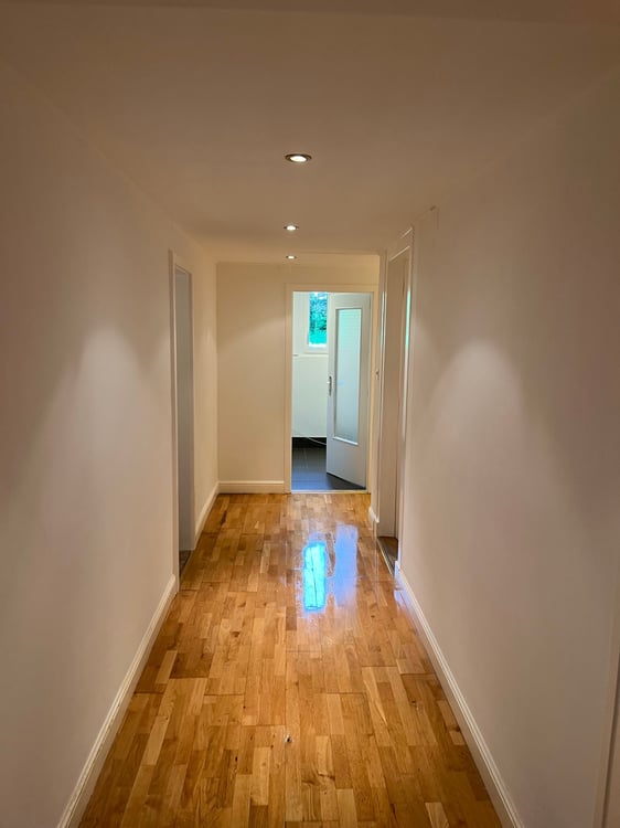 Appartement rénové de 3 pièces à Neuchâtel – Disponible immédiatement 2