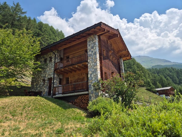 Chalet de caractère à Villa (Evolène) - Vue panoramique - Ensoleillement maximal 2