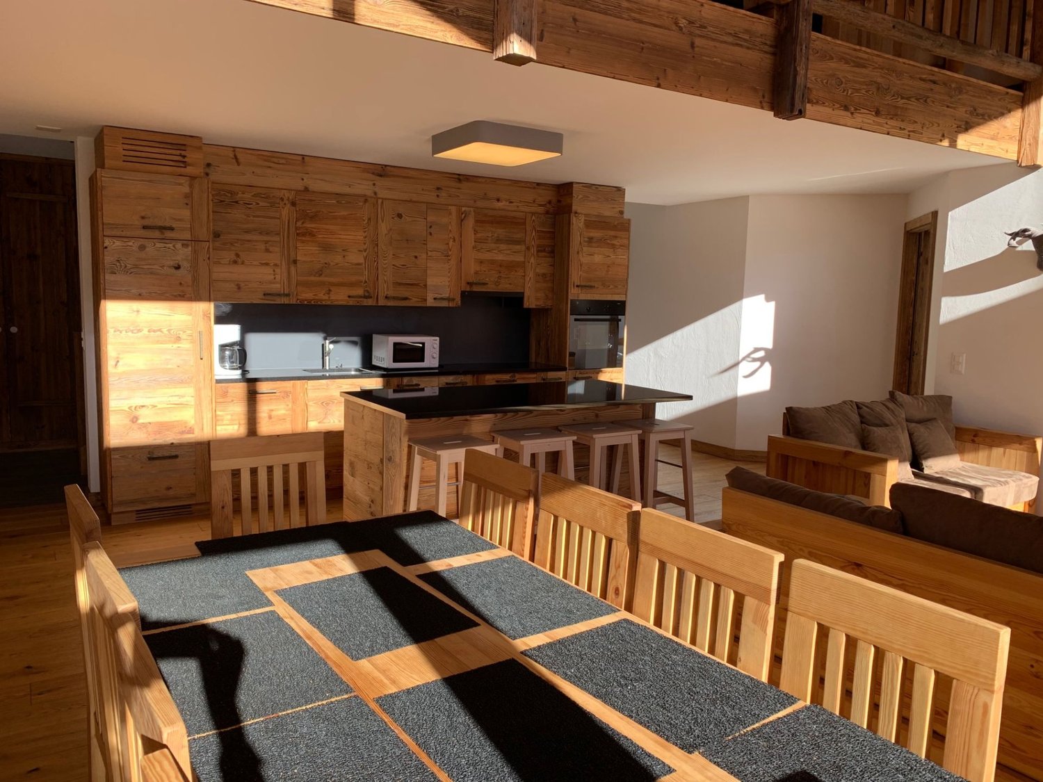 Attique en duplex sur piste; vous ne pouvez pas rêver mieux!
