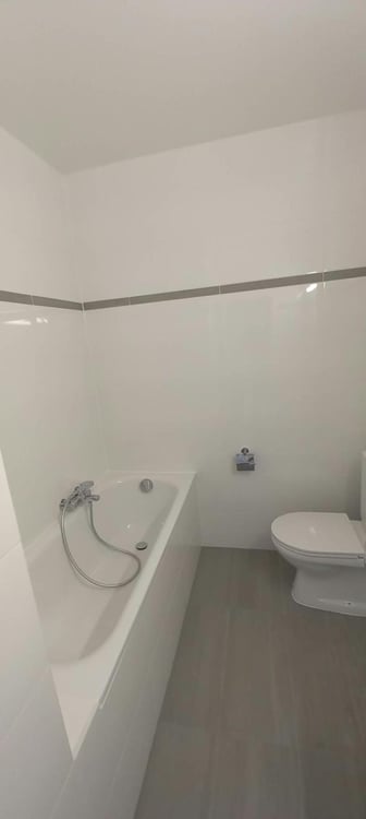 VERSOIX - Bel appartement de 3.5 pièces au 5ème étage avec balcon 4