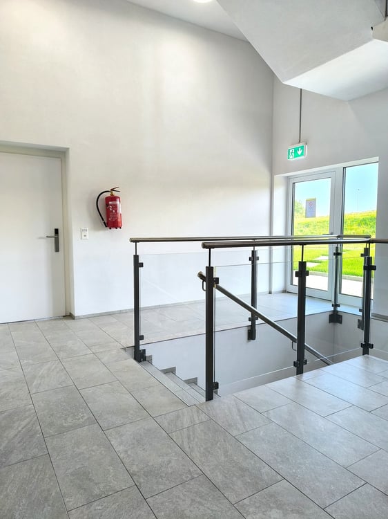 Ihr neuer Gewerbestandort: 89m2 und 420m2 Büroflächen im Edelrohbau mit Terrasse und Aussicht 7